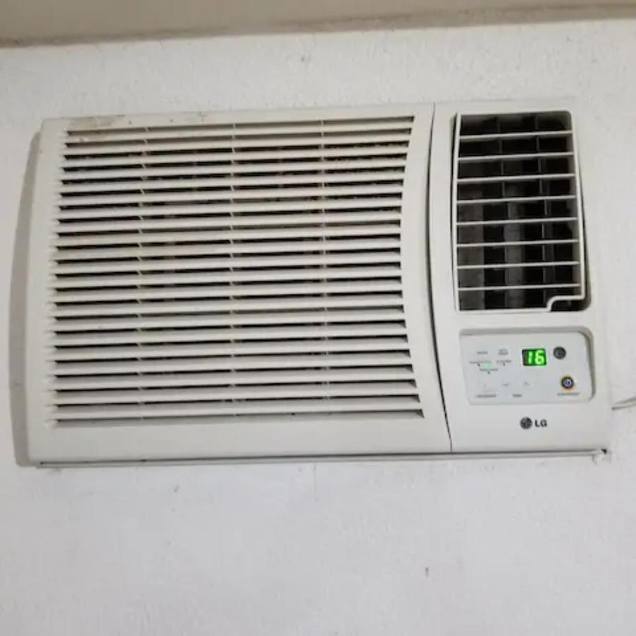 DepaB privado, centrico,Wifi 80 mb ,aire acondicionado ,cocina, cochera techada, Ciudad Valles Exterior foto